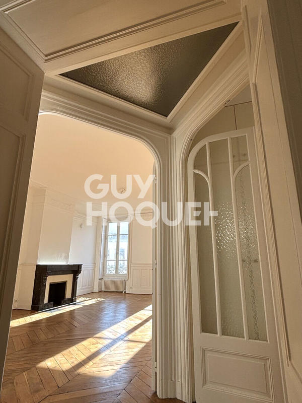 Appartement - 144 m² - 4 pièces