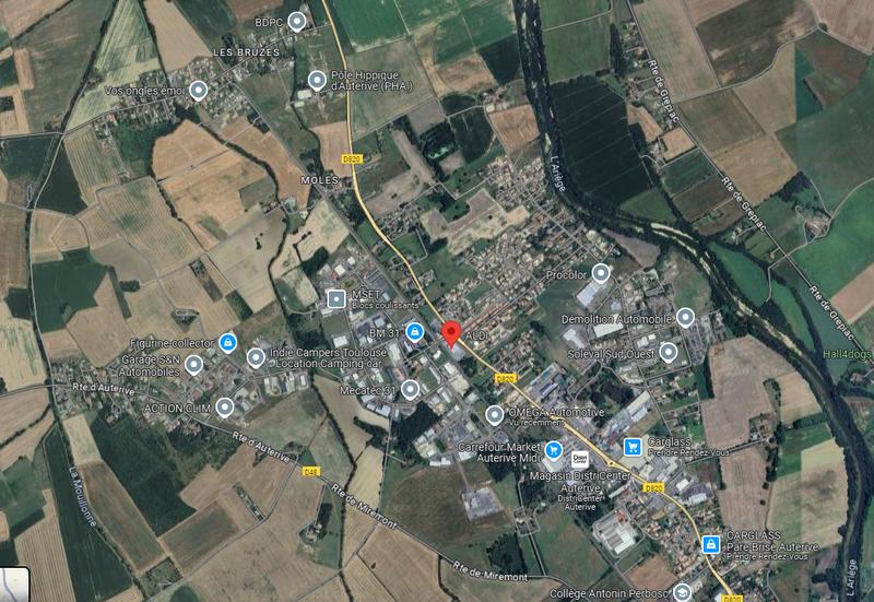 Local commercial - 1 280 m²