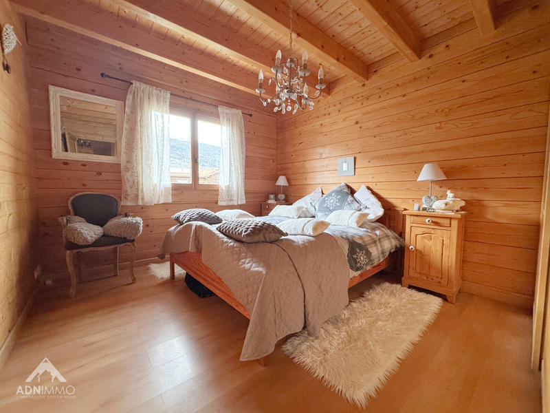 Maison - 300 m² - 6 pièces