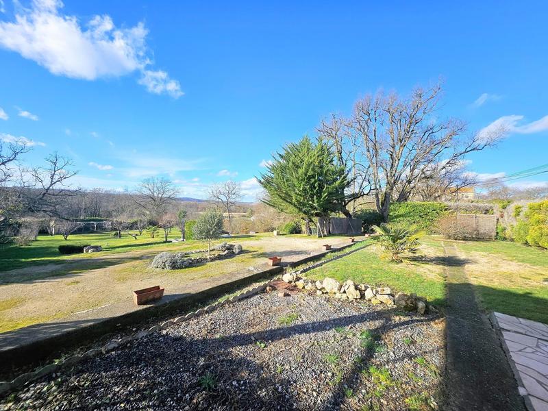 Maison - 139 m² - 6 pièces