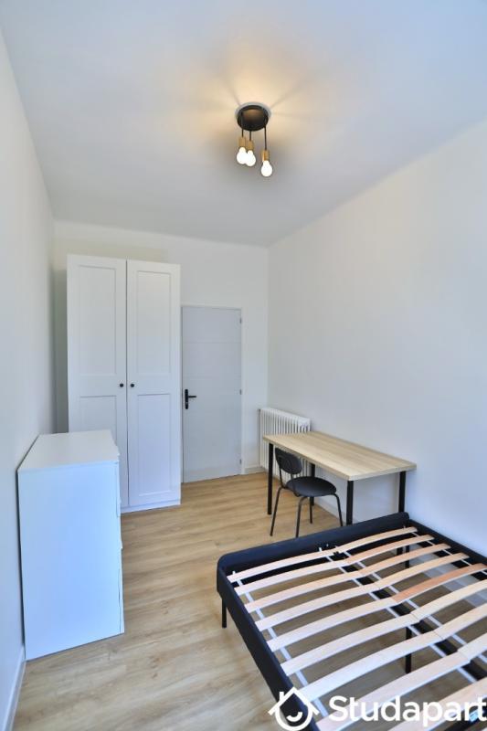 Chambre - 13 m² - 1 pièce