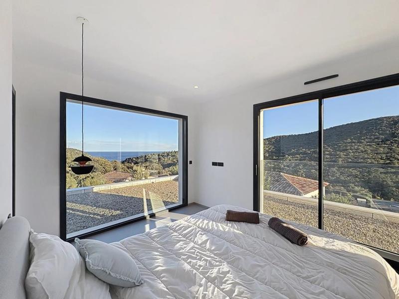 Villa - 180 m² - 6 pièces