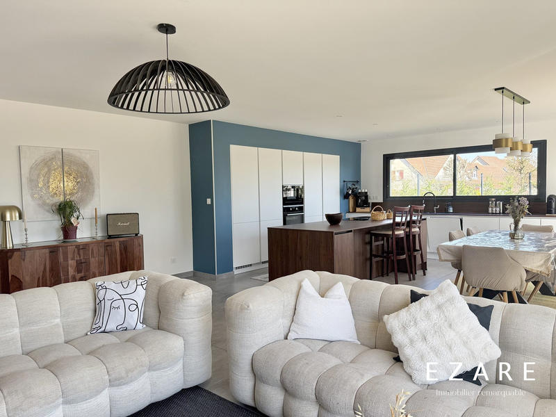 Maison - 190 m² - 6 pièces