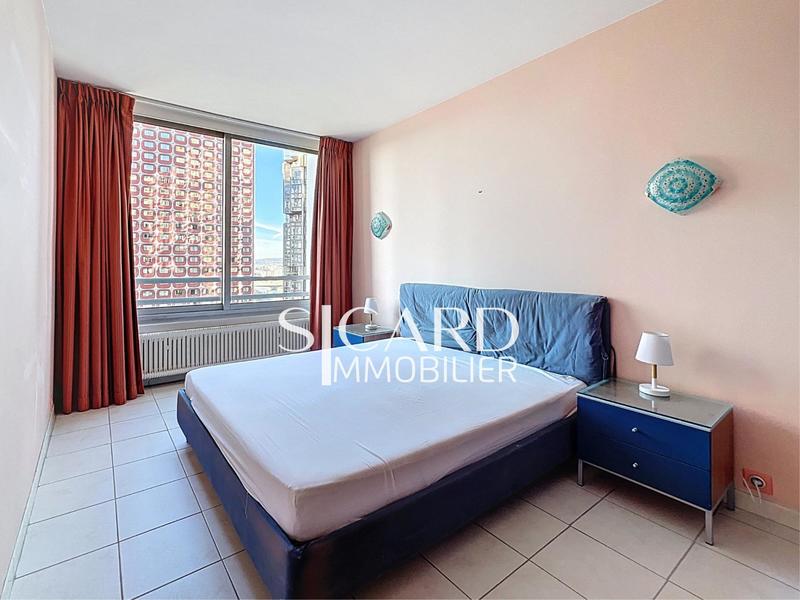 Appartement - 87 m² - 4 pièces