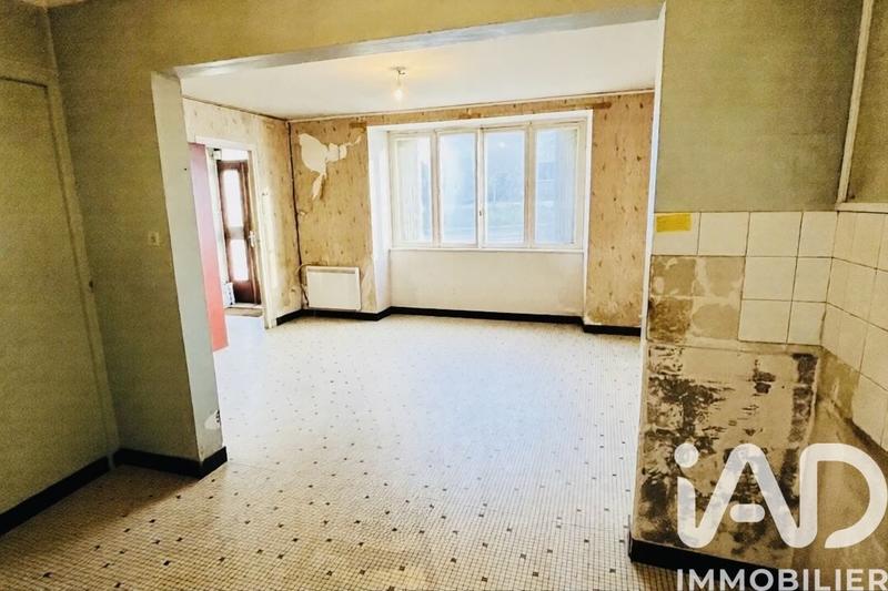 Maison - 98 m² - 5 pièces