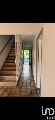 Maison - 220 m² - 11 pièces