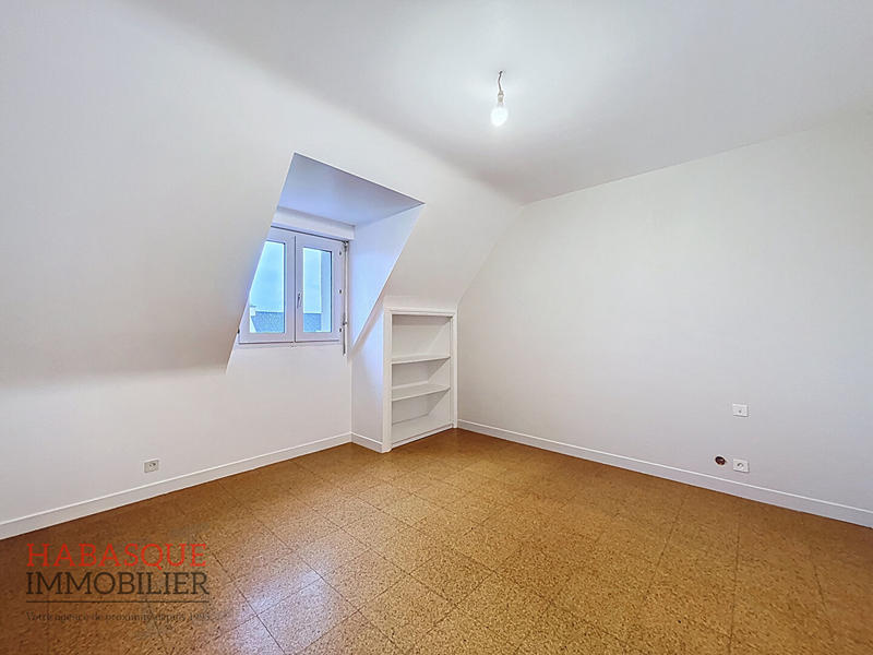 Maison - 136 m² - 6 pièces