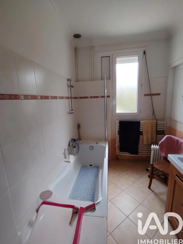 Maison - 180 m² - 7 pièces