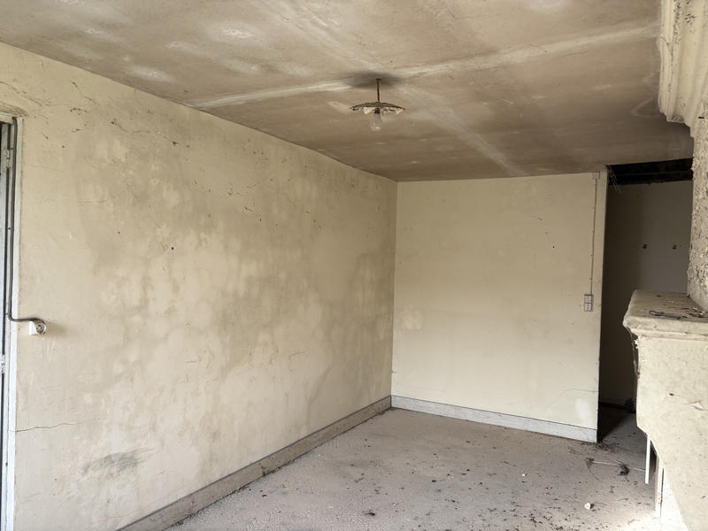 Maison - 200 m² - 3 pièces