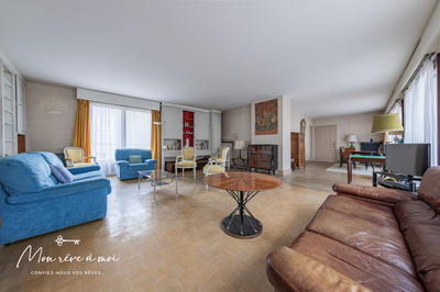 Appartement - 130 m² - 4 pièces