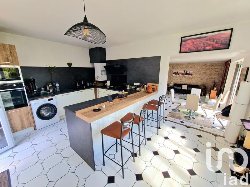 Maison - 110 m² - 4 pièces