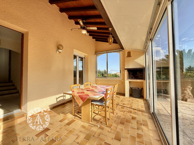 Maison - 92 m² - 4 pièces