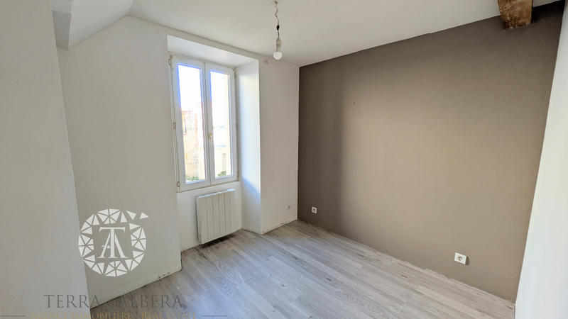 Maison - 84 m² - 6 pièces