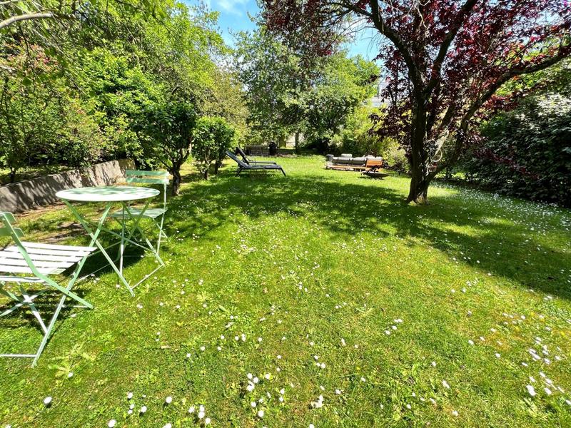 Appartement - 151 m² - 5 pièces