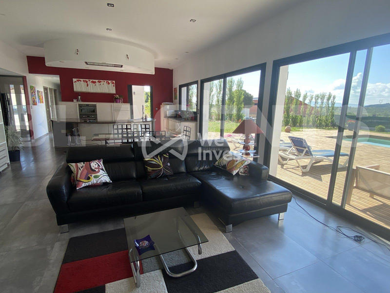 Villa - 182 m² - 5 pièces
