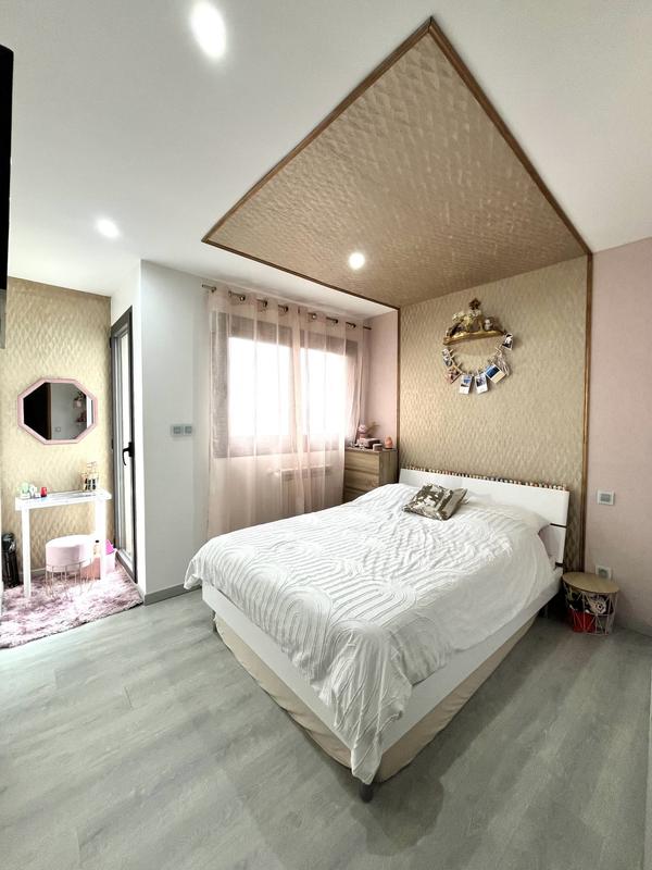 Maison contemporaine - 182 m² - 6 pièces