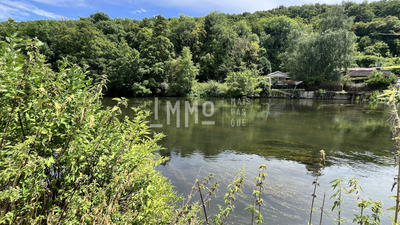 Terrain de loisirs - 2 080 m²