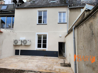Maison ancienne - 181 m² - 7 pièces
