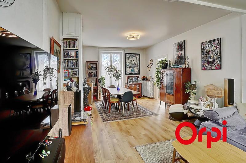 Appartement - 94 m² - 3 pièces