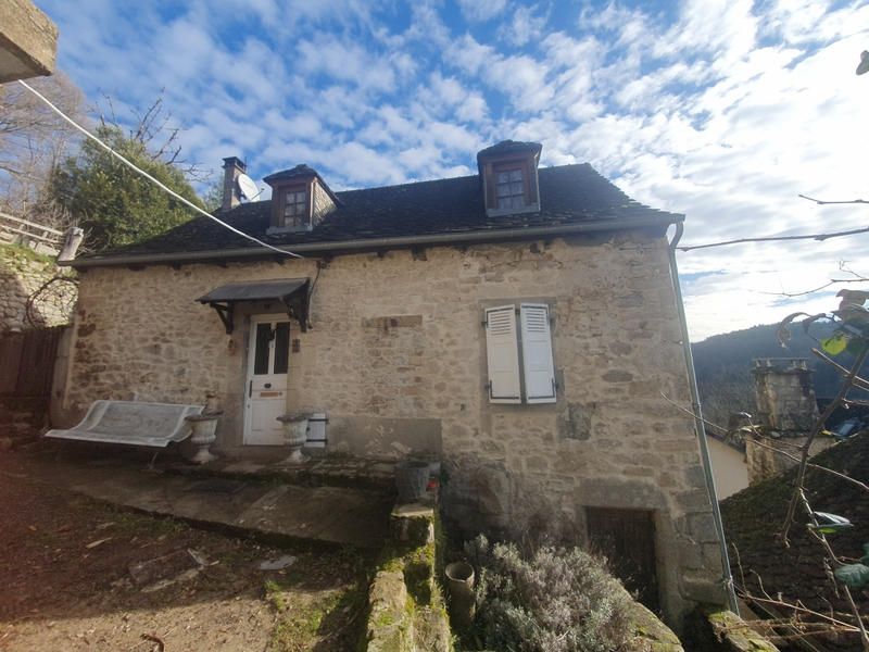 Maison de village - 100 m² - 6 pièces