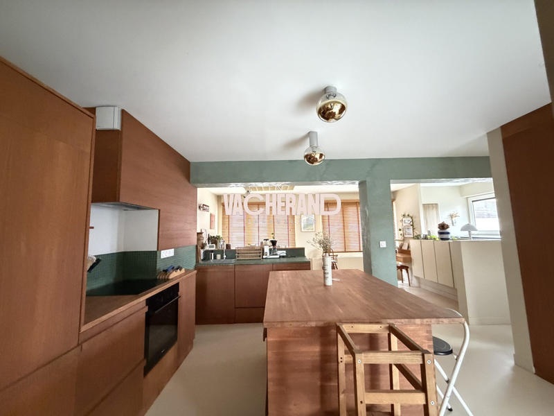 Maison - 94 m² - 4 pièces