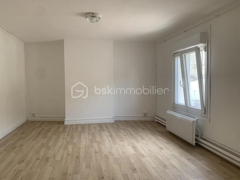 Immeuble - 214 m² - 12 pièces