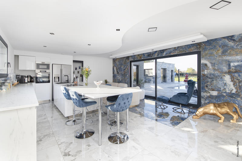 Villa - 310 m² - 10 pièces