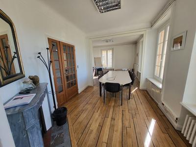 Bureau - 149 m² - 6 pièces