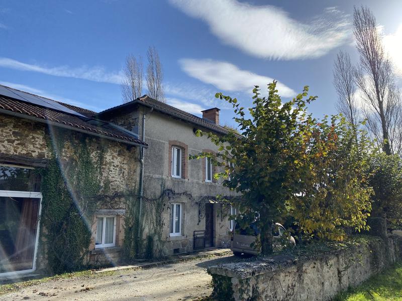 Maison ancienne - 245 m² - 7 pièces