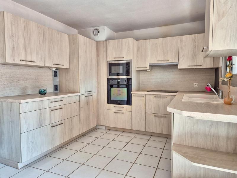 Appartement - 91 m² - 3 pièces