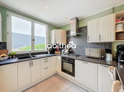 Maison - 105 m² - 4 pièces