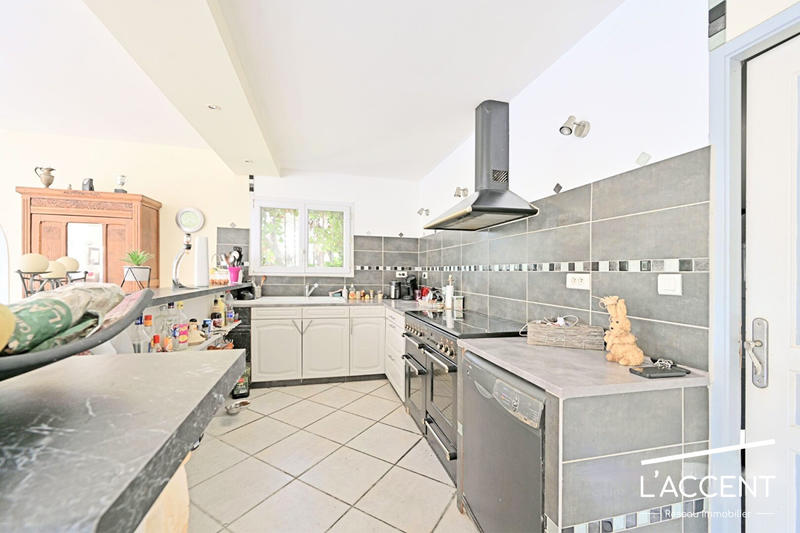 Maison - 143 m² - 4 pièces