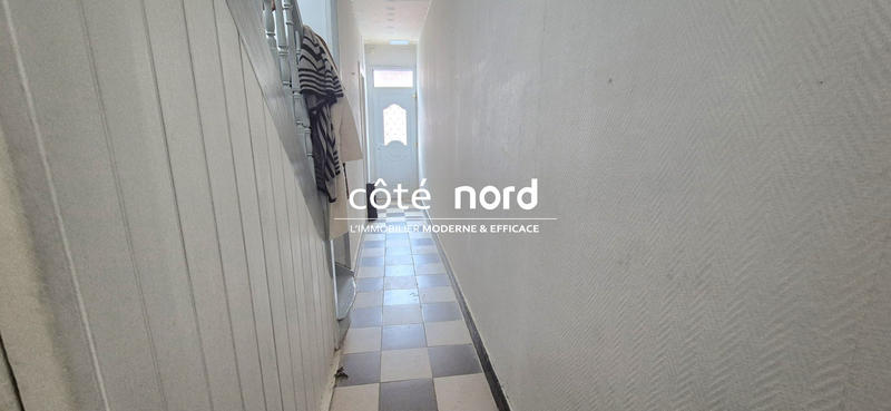 Maison - 250 m² - 7 pièces