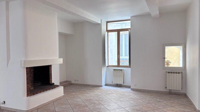 Appartement - 83 m² - 3 pièces