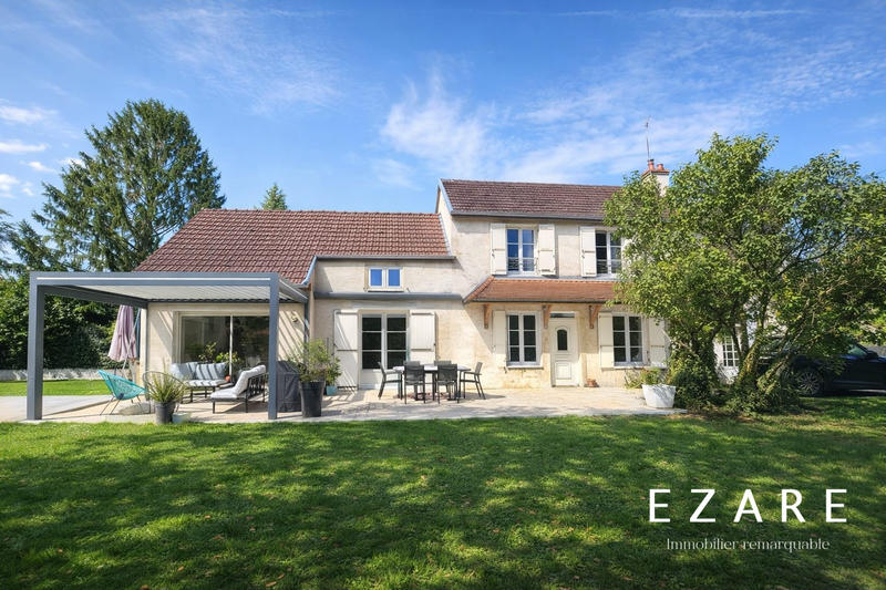 Maison - 192 m² - 6 pièces