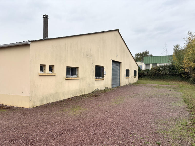 Local d'activités - 285 m² - 5 pièces