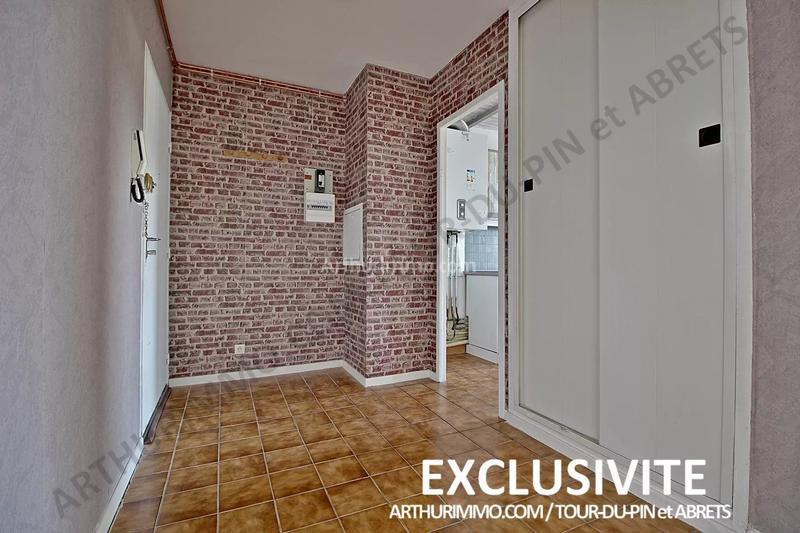 Appartement - 80 m² - 4 pièces