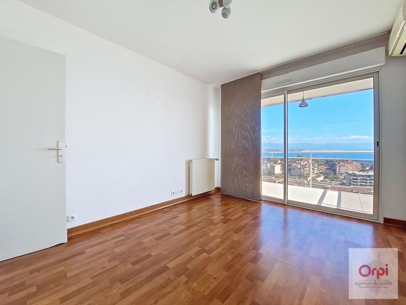 Appartement - 87 m² - 4 pièces