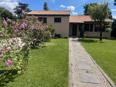 Maison - 100 m² - 5 pièces