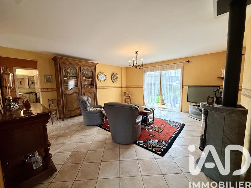 Maison - 168 m² - 7 pièces