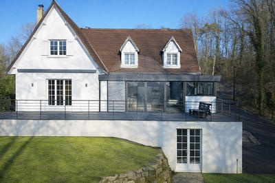 Maison - 260 m² - 7 pièces