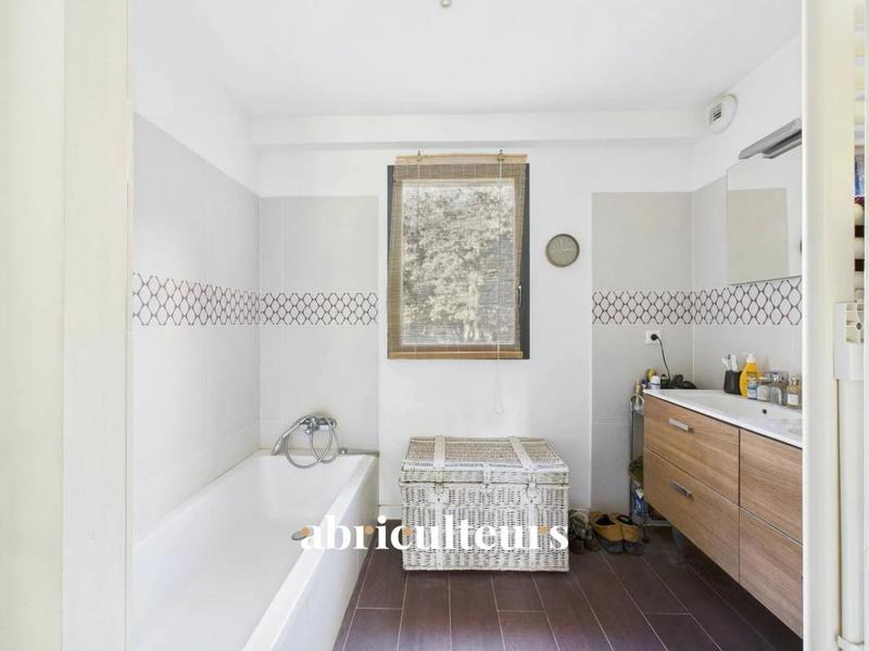 Maison ancienne - 252 m² - 8 pièces