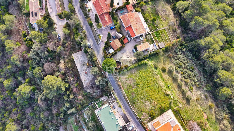 Maison - 500 m² - 12 pièces