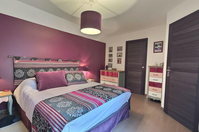 Maison - 197 m² - 7 pièces