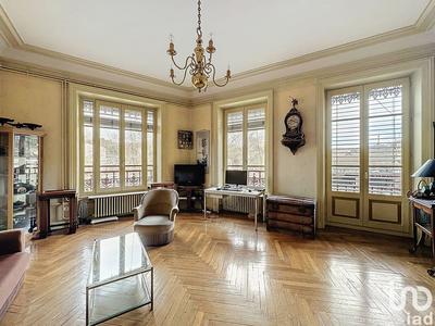 Local commercial - 212 m²