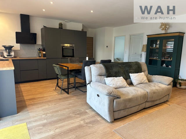 Maison - 84 m² - 4 pièces