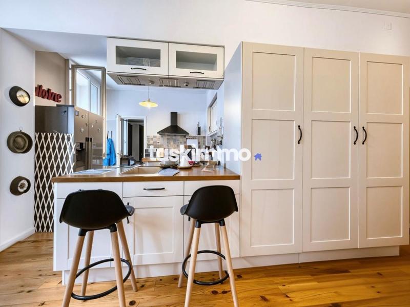 Appartement - 104 m² - 4 pièces