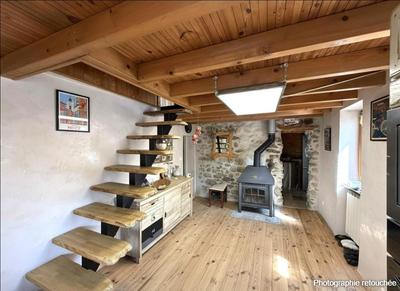 Maison en pierre - 98 m² - 4 pièces