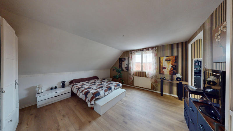 Maison - 165 m² - 6 pièces