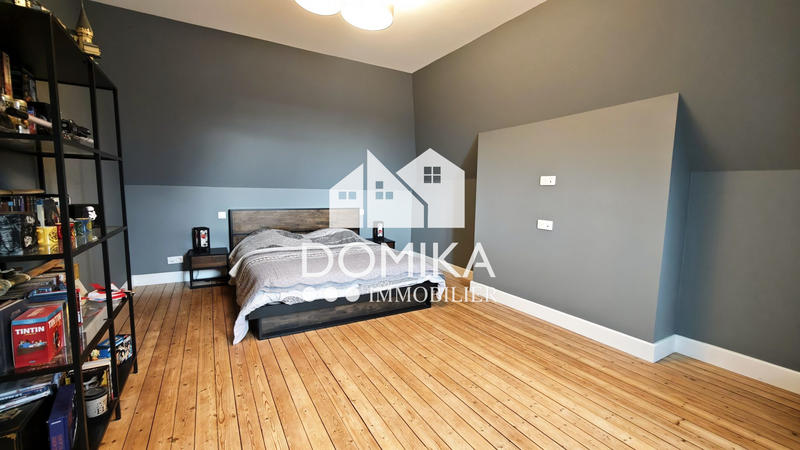 Maison - 178 m² - 8 pièces